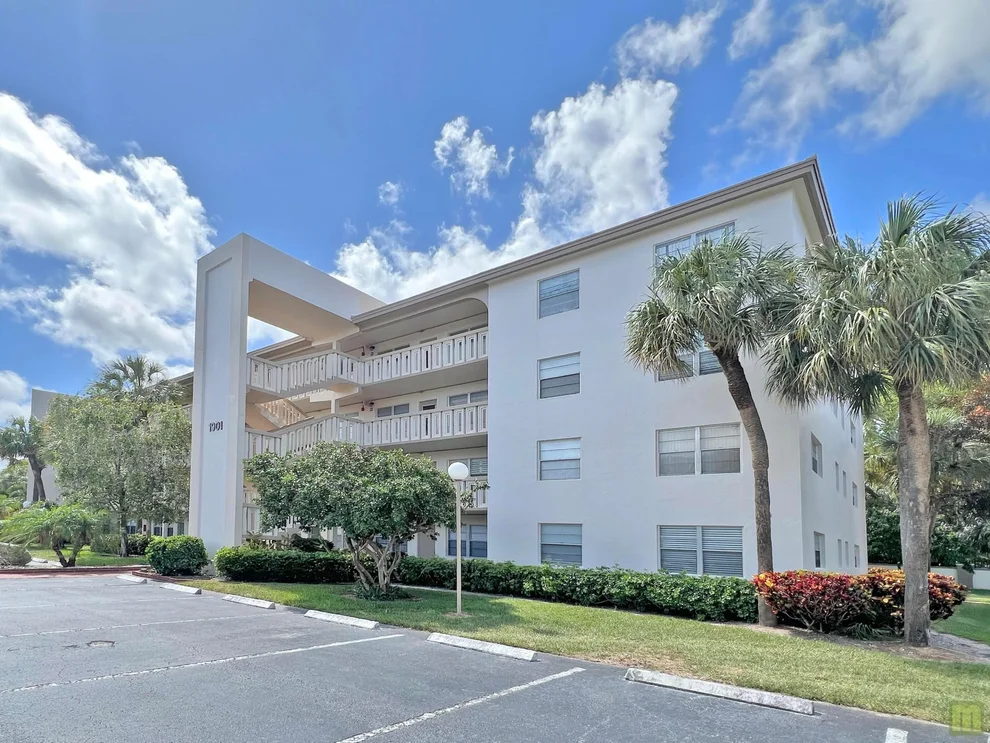Unit for sale at 1901 Bermuda Circle, Coconut Creek, FL 33066