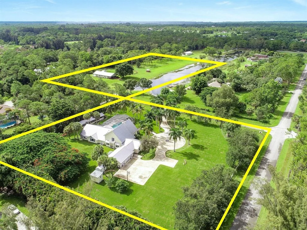 Unit for sale at 10959 Pinewood Trail, Jupiter, FL 33478