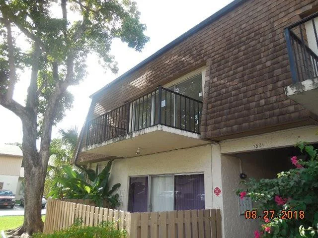 Unit for sale at 7521 W Sunrise Boulevard, Plantation, FL 33313