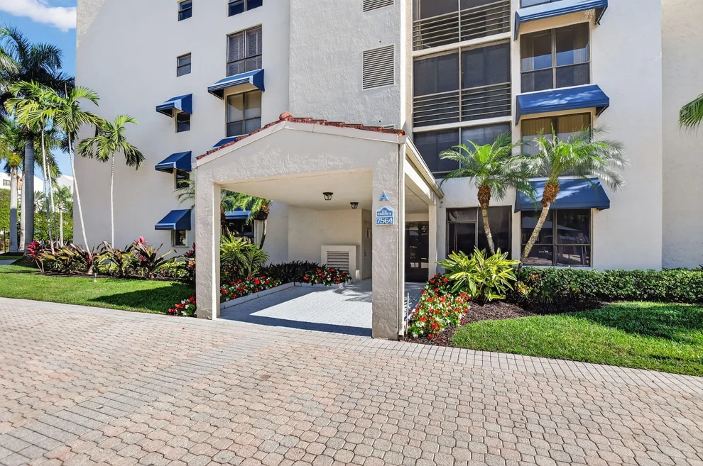 Unit for sale at 7564 Regency Lake Drive, Boca Raton, FL 33433