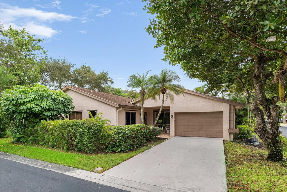 Unit for sale at 2216 Seagrape Circle, Coconut Creek, FL 33066