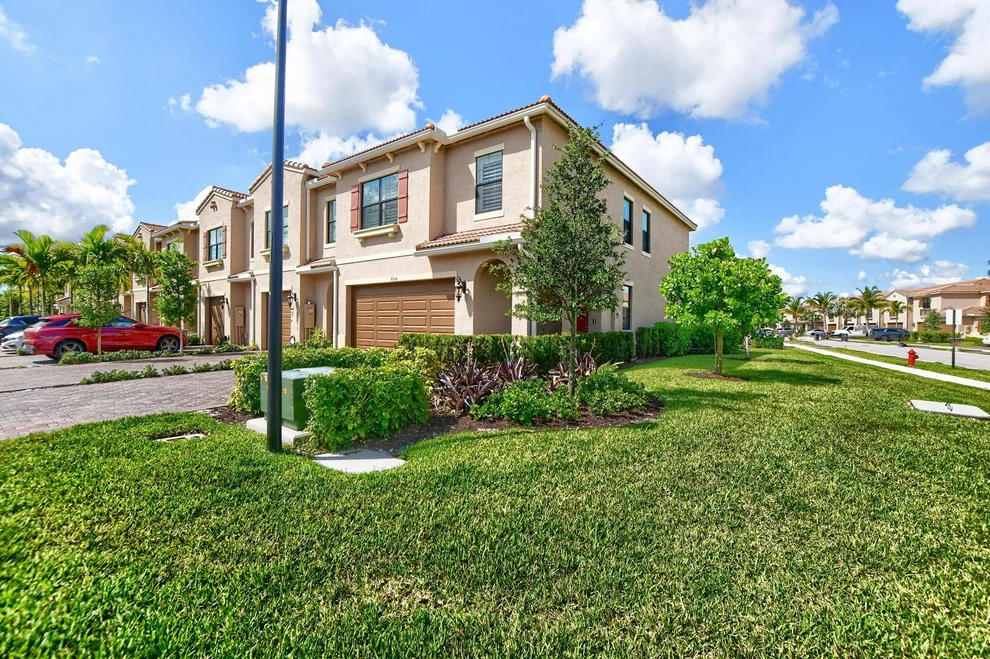 Unit for sale at 9514 Glider Way, Boca Raton, FL 33428