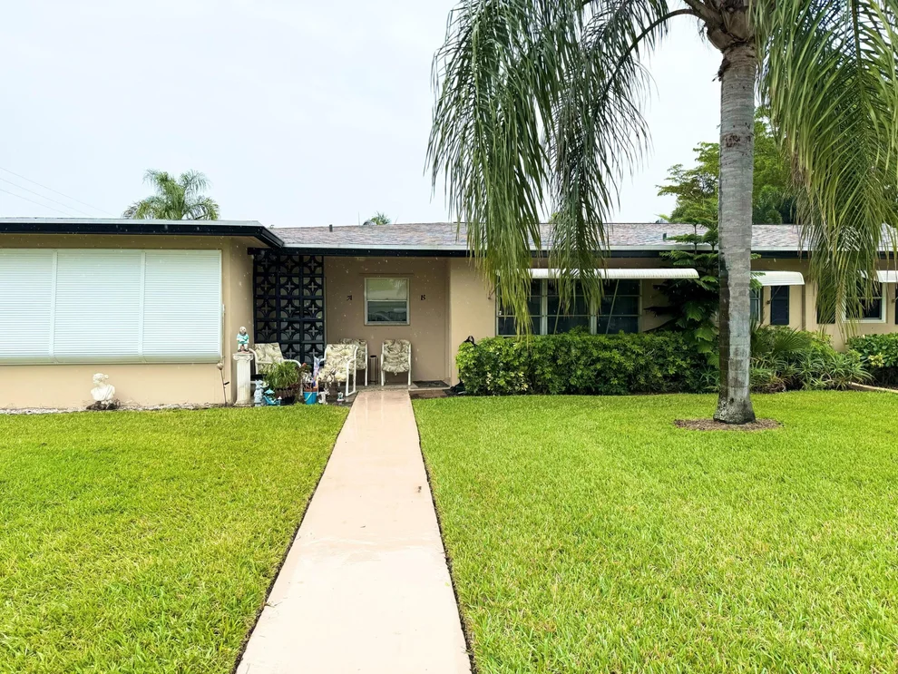 Unit for sale at 1052 North Drive, Delray Beach, FL 33445