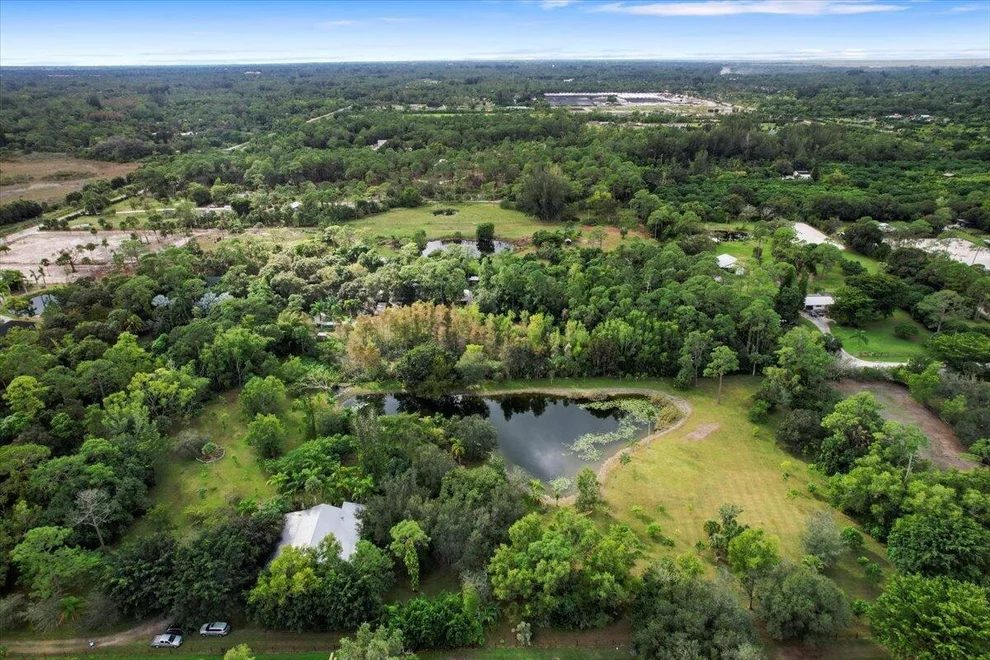 Unit for sale at 3381 E Road, Loxahatchee Groves, FL 33470