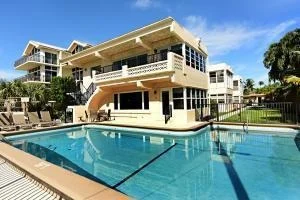Unit for sale at 308 Inlet Way, Palm Beach Shores, FL 33404