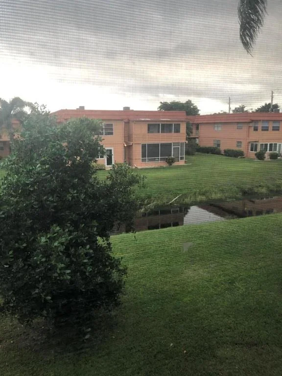 Unit for sale at 595 Saxony Lane, Delray Beach, FL 33446