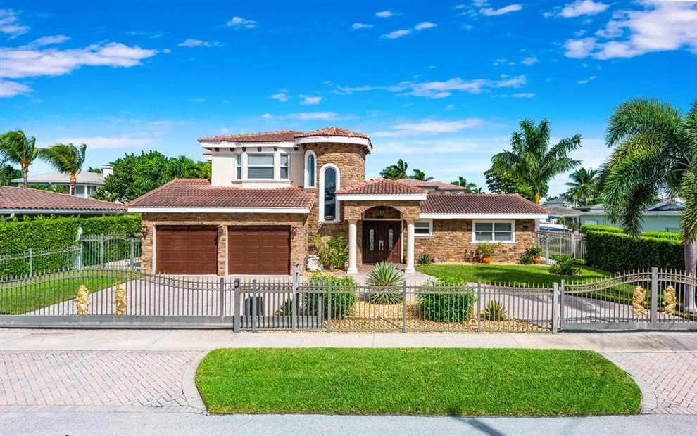 Unit for sale at 773 NE 70th Street, Boca Raton, FL 33487