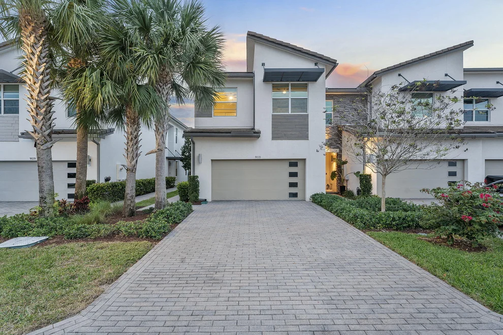Unit for sale at 9035 Kingsmoor Way, Lake Worth, FL 33467