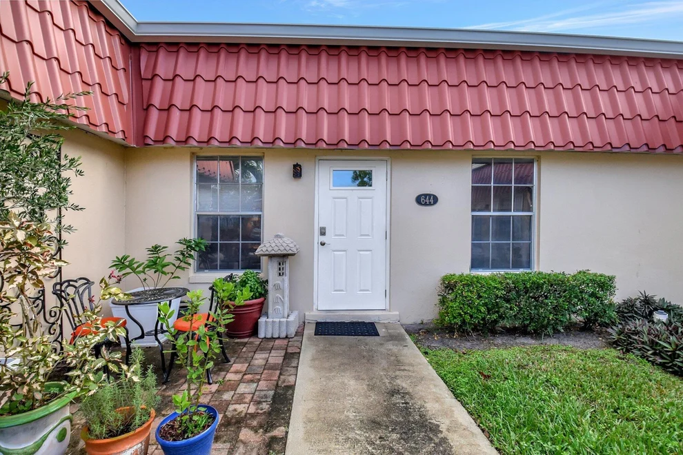 Unit for sale at 644 Marlboro Oval, Lake Worth, FL 33467