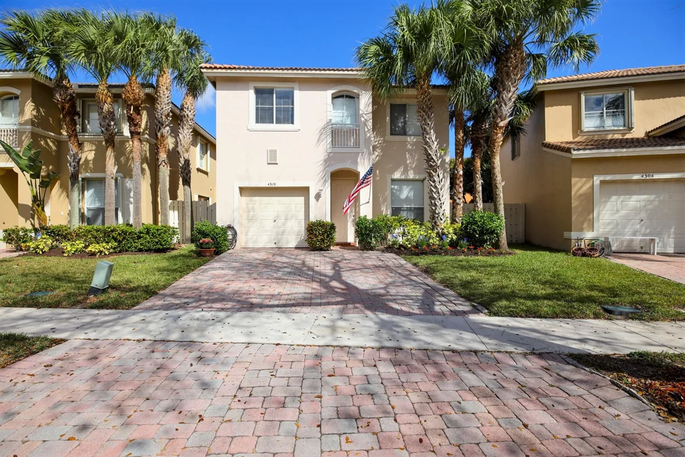 Unit for sale at 4310 Lake Lucerne Circle, West Palm Beach, FL 33409