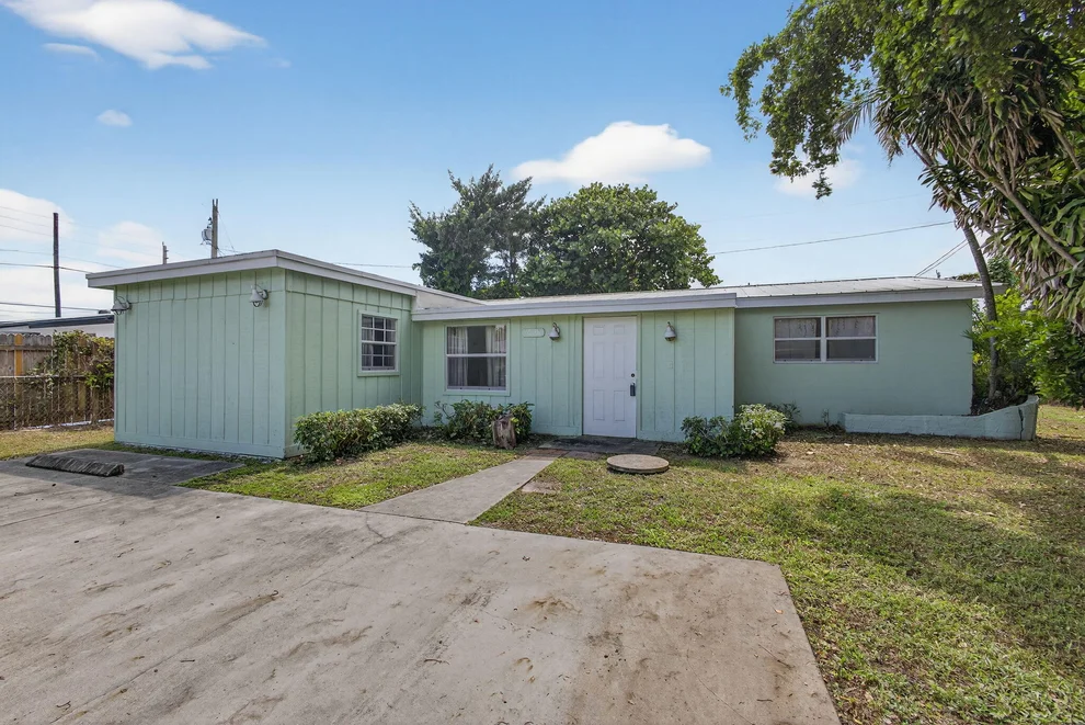 Unit for sale at 5028 Cheryl Lane, West Palm Beach, FL 33415