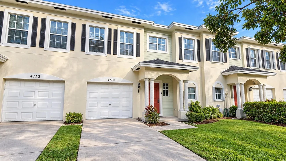 Unit for sale at 4114 EMERALD Vista, Lake Worth, FL 33461