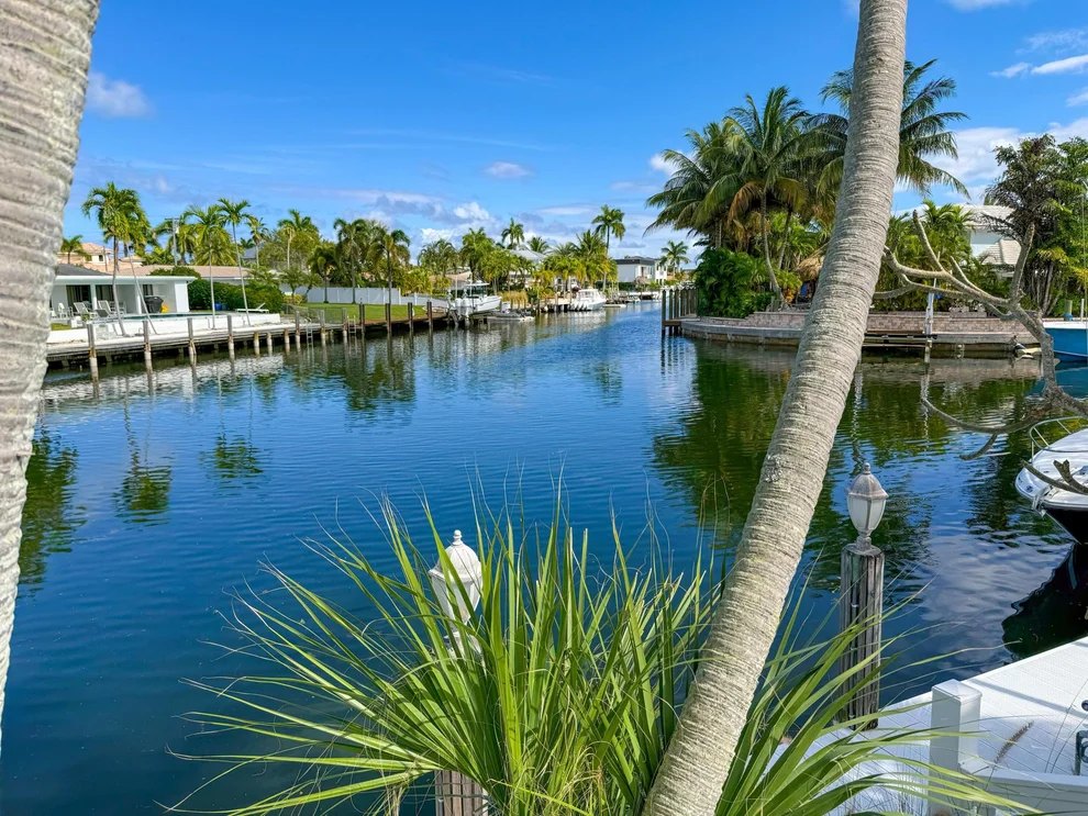 Unit for sale at 4740 NE 22nd Avenue, Lighthouse Point, FL 33064