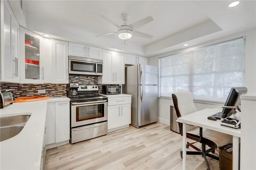 Unit for sale at 2802 Victoria Way, Coconut Creek, FL 33066