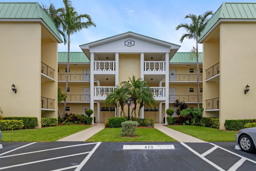 Unit for sale at 15 Colonial Club Drive, Boynton Beach, FL 33435