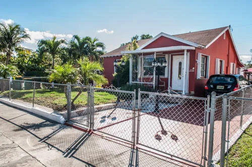 Unit for sale at 515 21st Avenue N, Lake Worth Beach, FL 33460