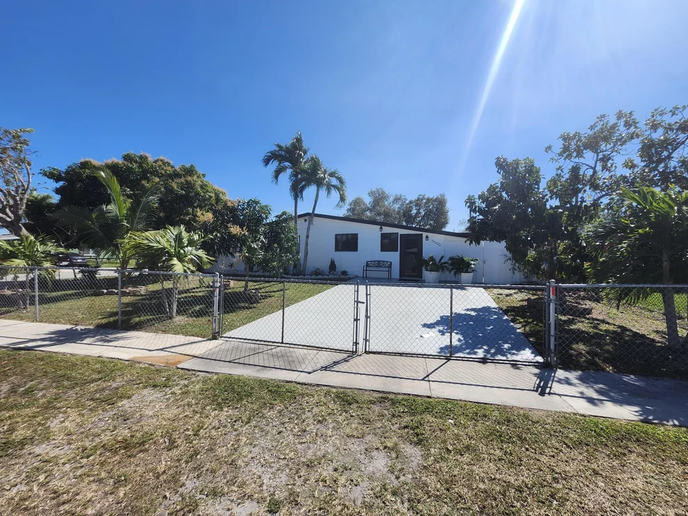 Unit for sale at 5500 SW Sw 37th Street Street, Davie, FL 33314
