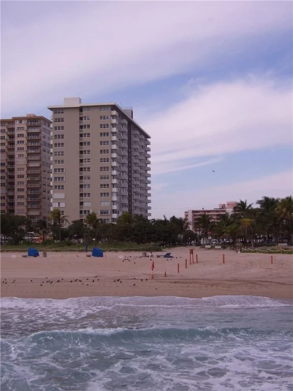 Unit for sale at 133 N Pompano Beach Boulevard, Pompano Beach, FL 33062