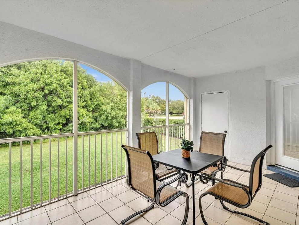 Unit for sale at 815 W Boynton Beach Boulevard, Boynton Beach, FL 33426