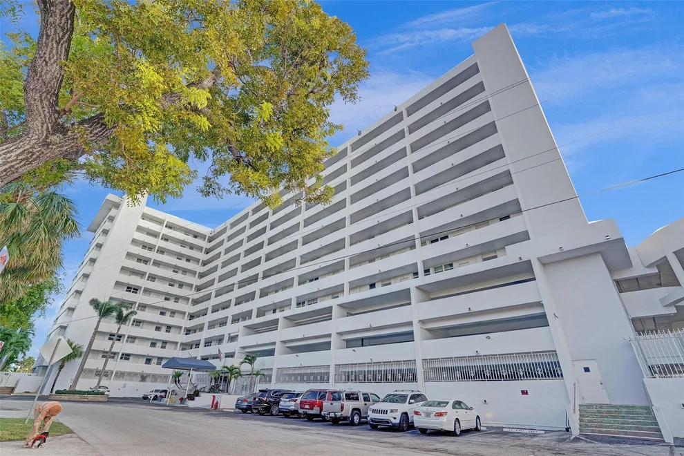 Unit for sale at 3100 NE 49 Street, Fort Lauderdale, FL 33308