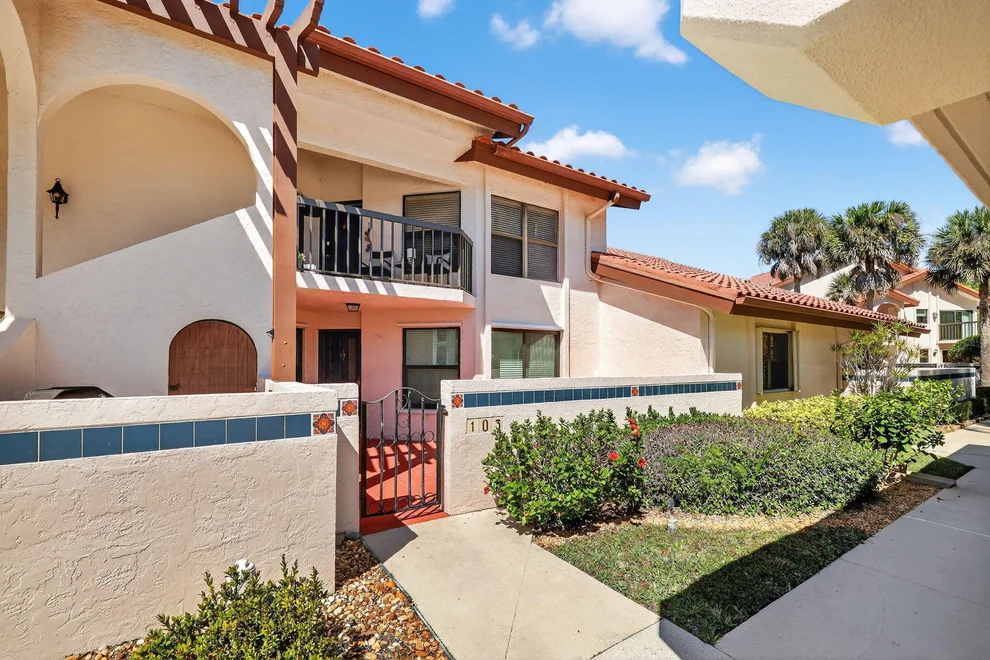 Unit for sale at 6060 SE Martinique Drive, Stuart, FL 34997