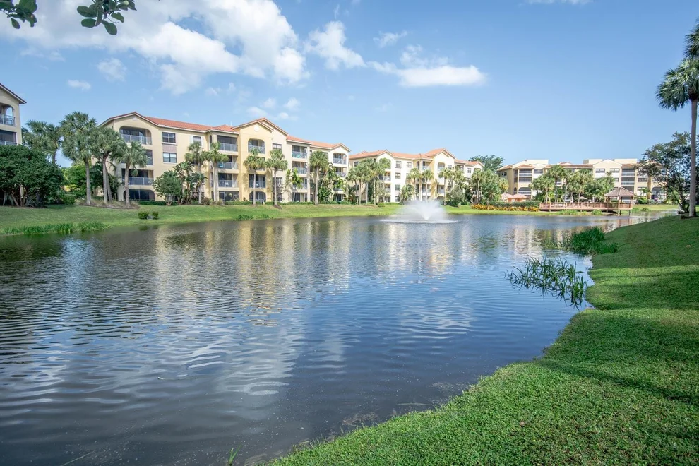 Unit for sale at 300 Uno Lago Drive, Juno Beach, FL 33408