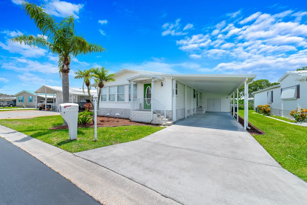 Unit for sale at 1651 SW 35th Circle, Okeechobee, FL 34974