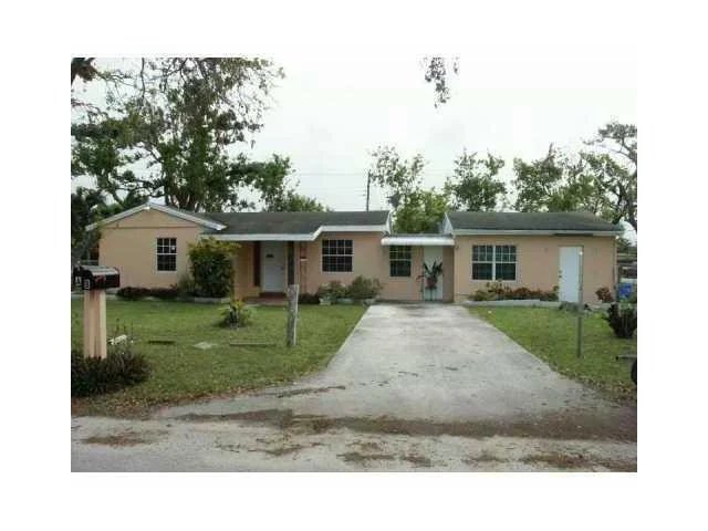 Unit for sale at 6098 Rodman Street, Hollywood, FL 33023