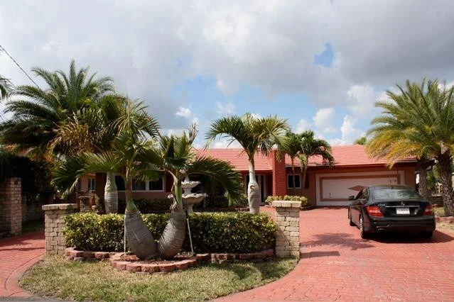 Unit for sale at 25 Fort Royal Island, Fort Lauderdale, FL 33308