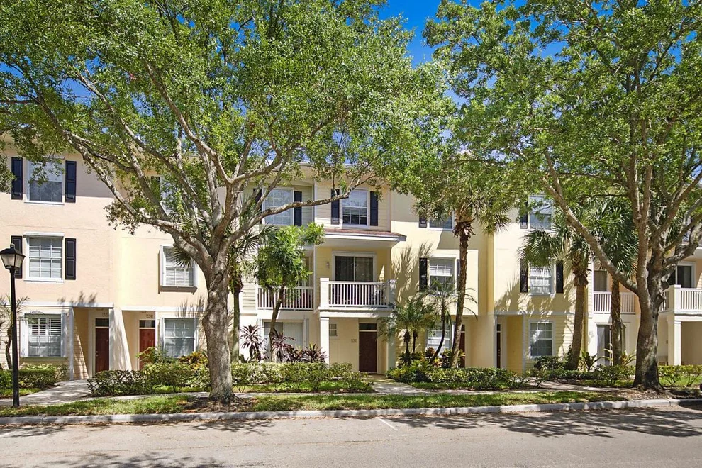 Unit for sale at 125 Galicia Way, Jupiter, FL 33458