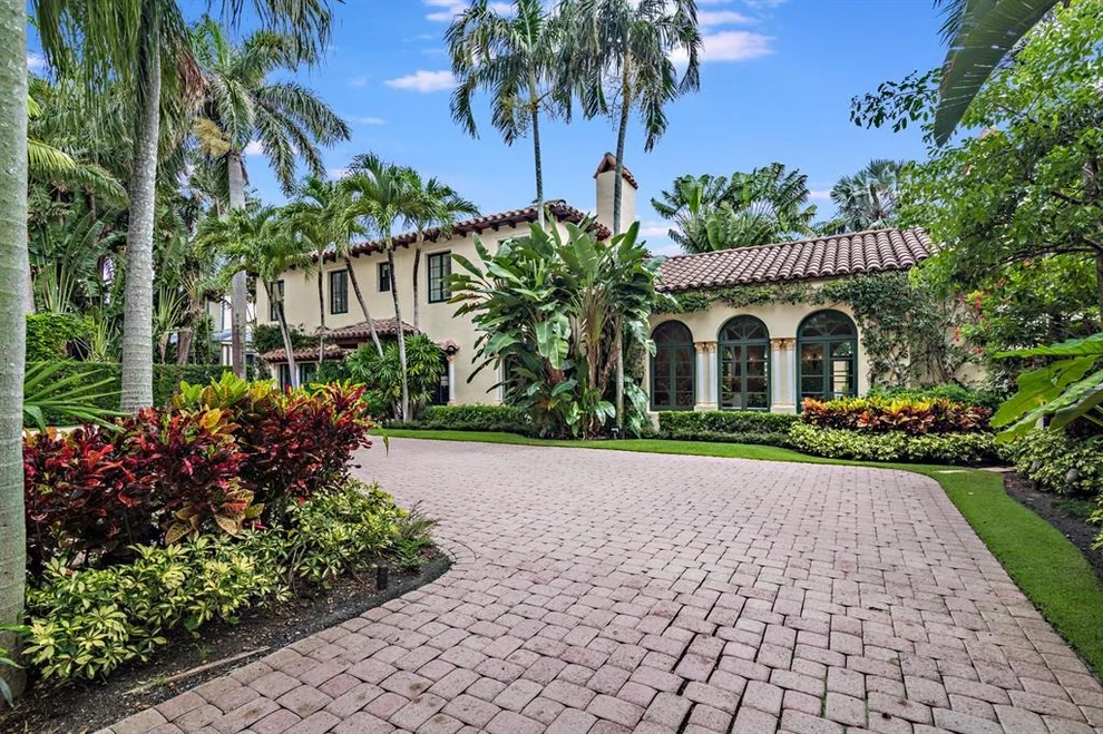 Unit for sale at 235 Dunbar Road, Palm Beach, FL 33480