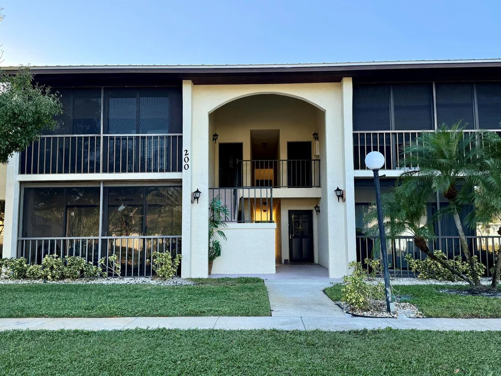 Unit for sale at 200 SE Four Winds Drive, Stuart, FL 34996