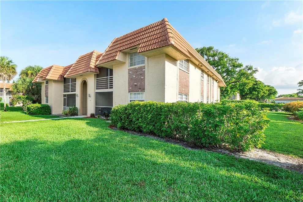 Unit for sale at 8101 NW 27th Street, Coral Springs, FL 33065