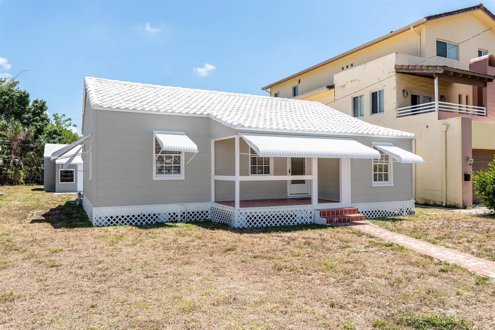 Unit for sale at 500 SW 10 Street, Fort Lauderdale, FL 33315