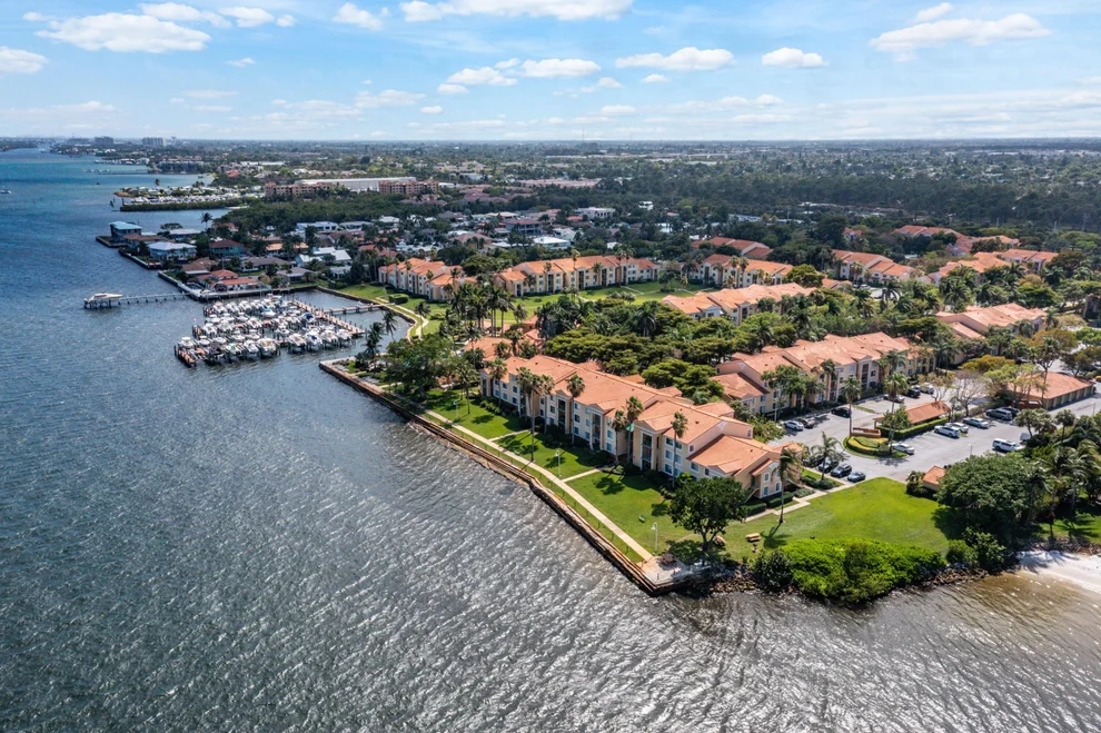 Unit for sale at 131 Yacht Club Way, Hypoluxo, FL 33462