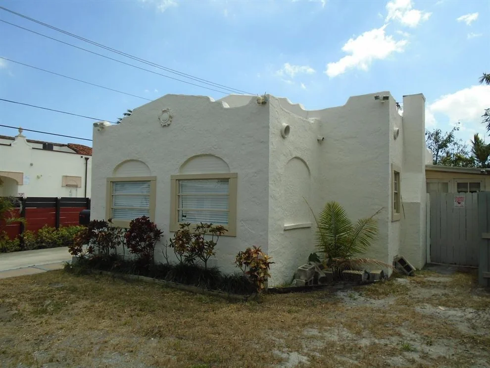 Unit for sale at 410 Independence Road, West Palm Beach, FL 33405