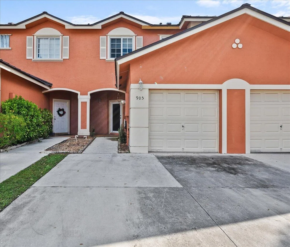Unit for sale at 905 NW 100th Avenue, Pembroke Pines, FL 33024