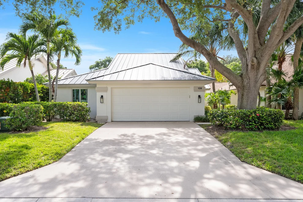 Unit for sale at 109 Harbourside Circle, Jupiter, FL 33477