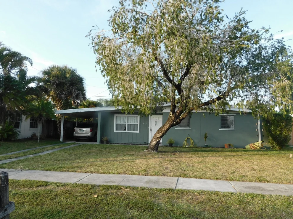 Unit for sale at 11625 Balsam Drive, Royal Palm Beach, FL 33411