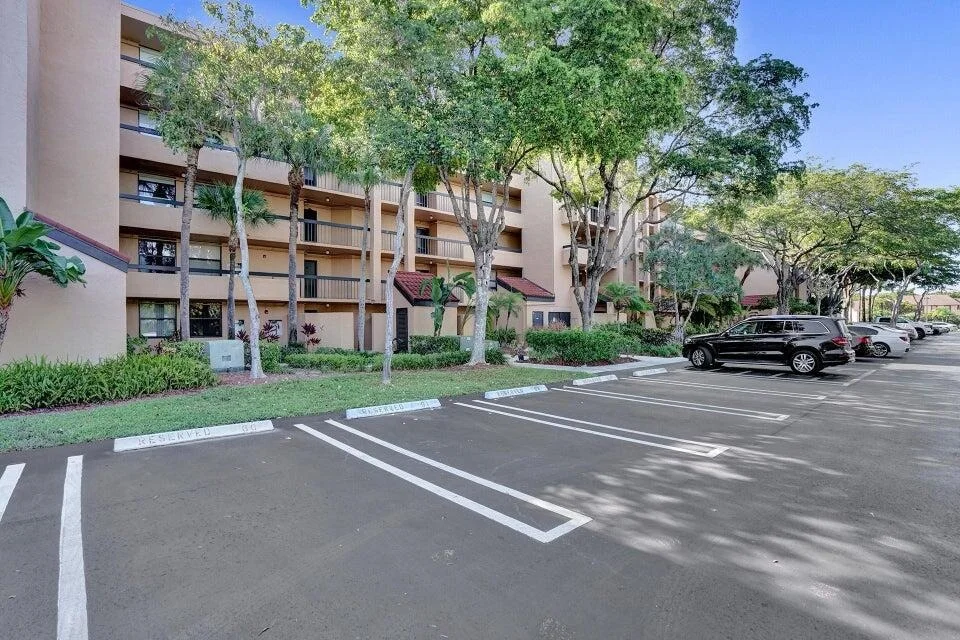 Unit for sale at 450 Egret Circle, Delray Beach, FL 33444