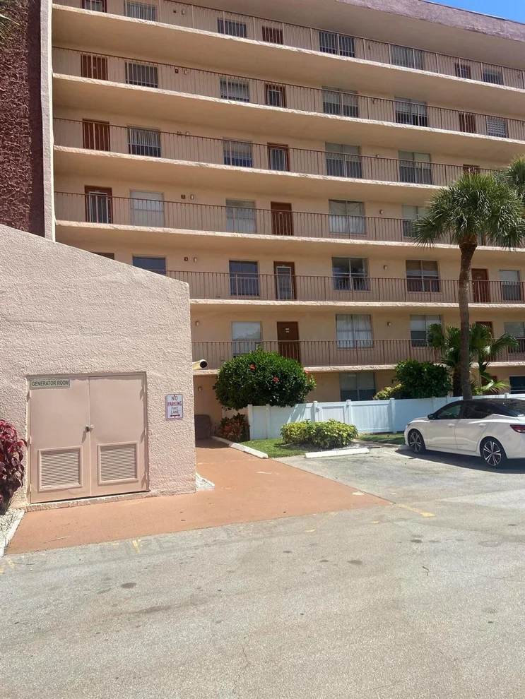 Unit for sale at 14527 Bonaire Boulevard, Delray Beach, FL 33446
