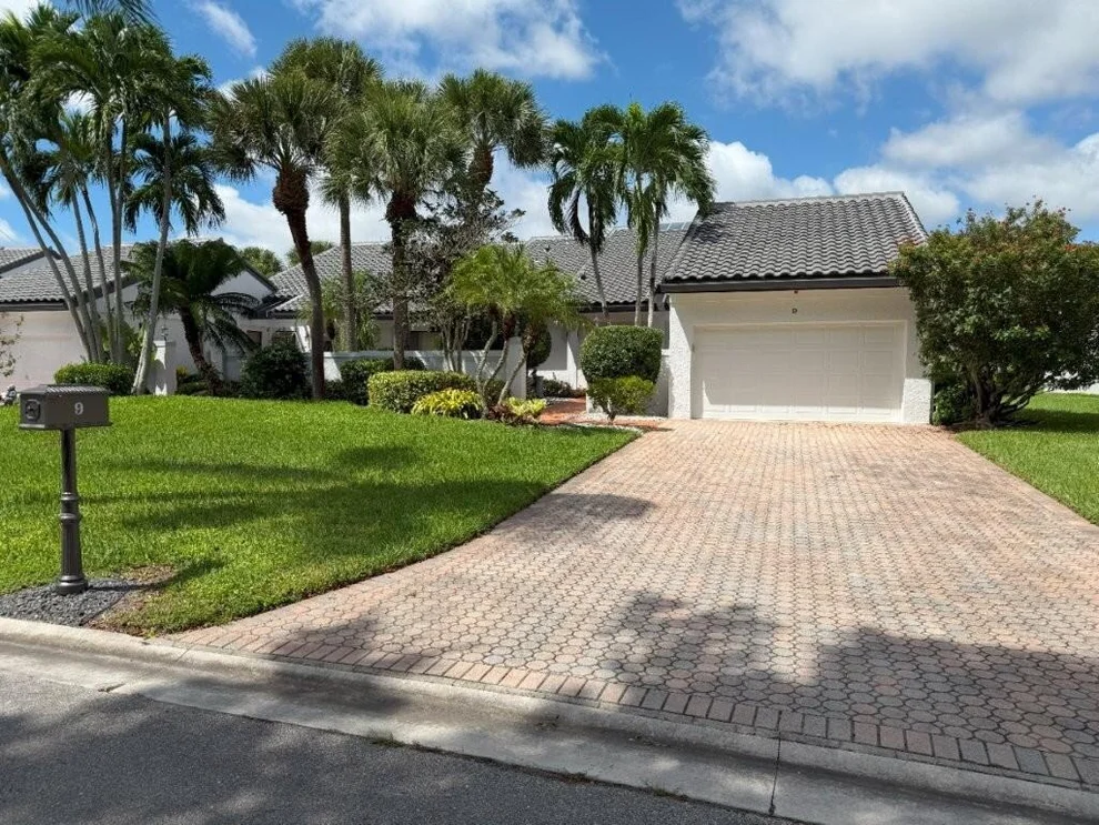 Unit for sale at 9 Windsor Lane, Boynton Beach, FL 33436