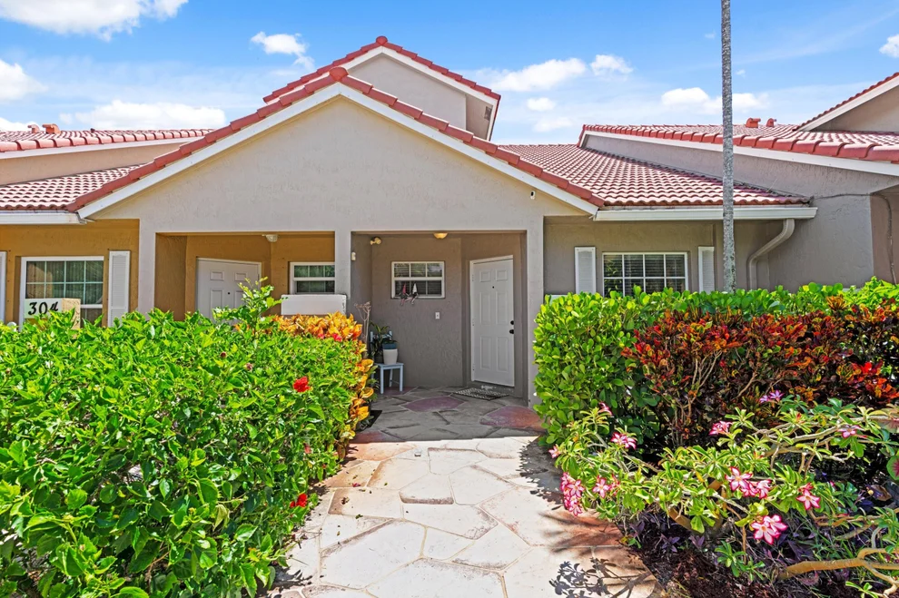 Unit for sale at 306 SE 23rd Avenue, Boynton Beach, FL 33435