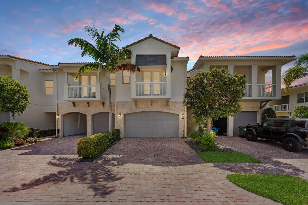 Unit for sale at 100 NW 69th Circle, Boca Raton, FL 33487