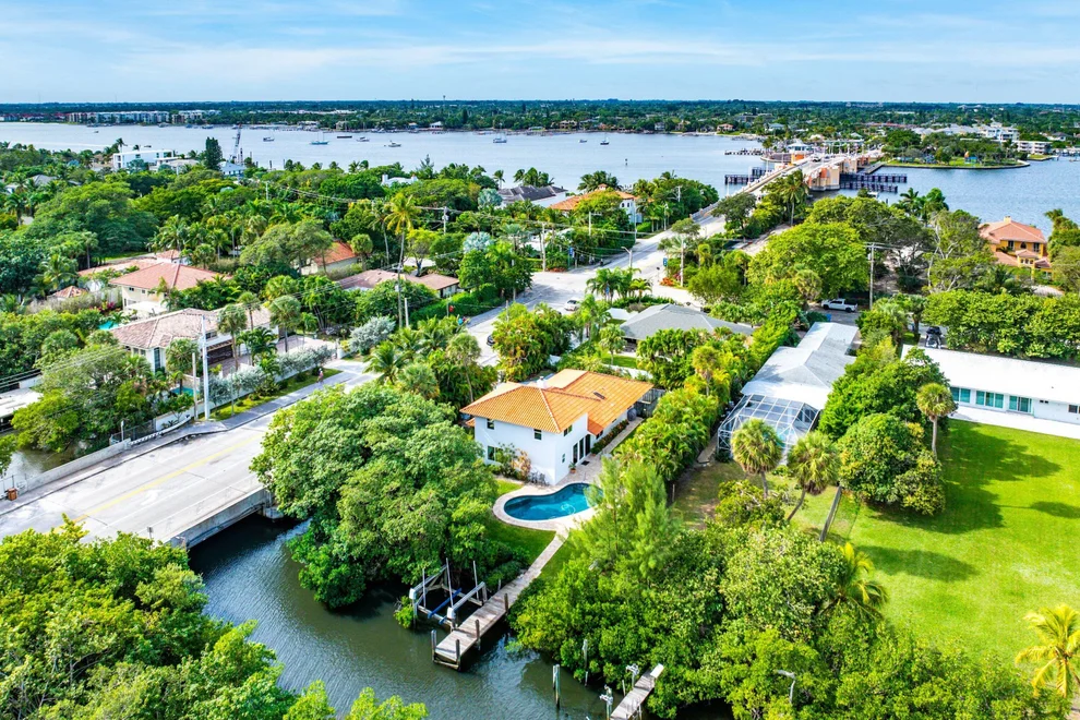 Unit for sale at 359 E Ocean Avenue, Lantana, FL 33462