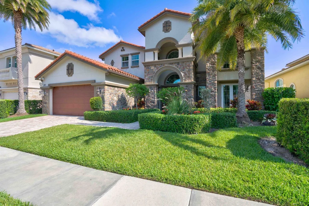 Unit for sale at 1717 W Hemingway Drive, Juno Beach, FL 33408