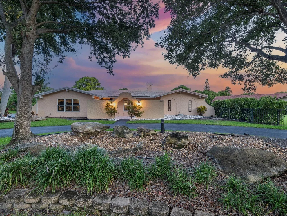 Unit for sale at 2611 NW 115th Terrace, Coral Springs, FL 33065