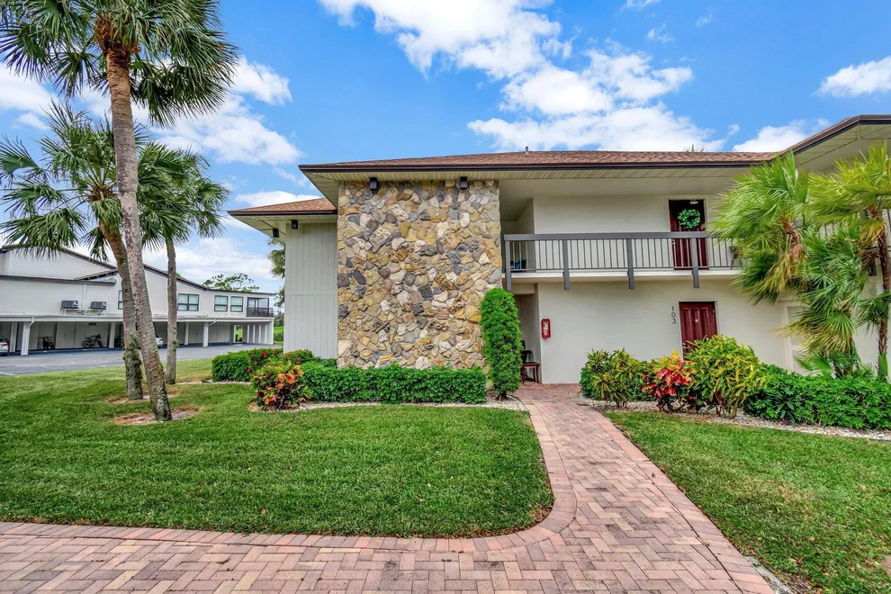 Unit for sale at 620 Greensward Lane, Delray Beach, FL 33445