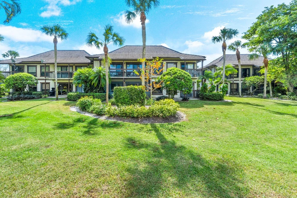 Unit for sale at 13334 Polo Club Road, Wellington, FL 33414