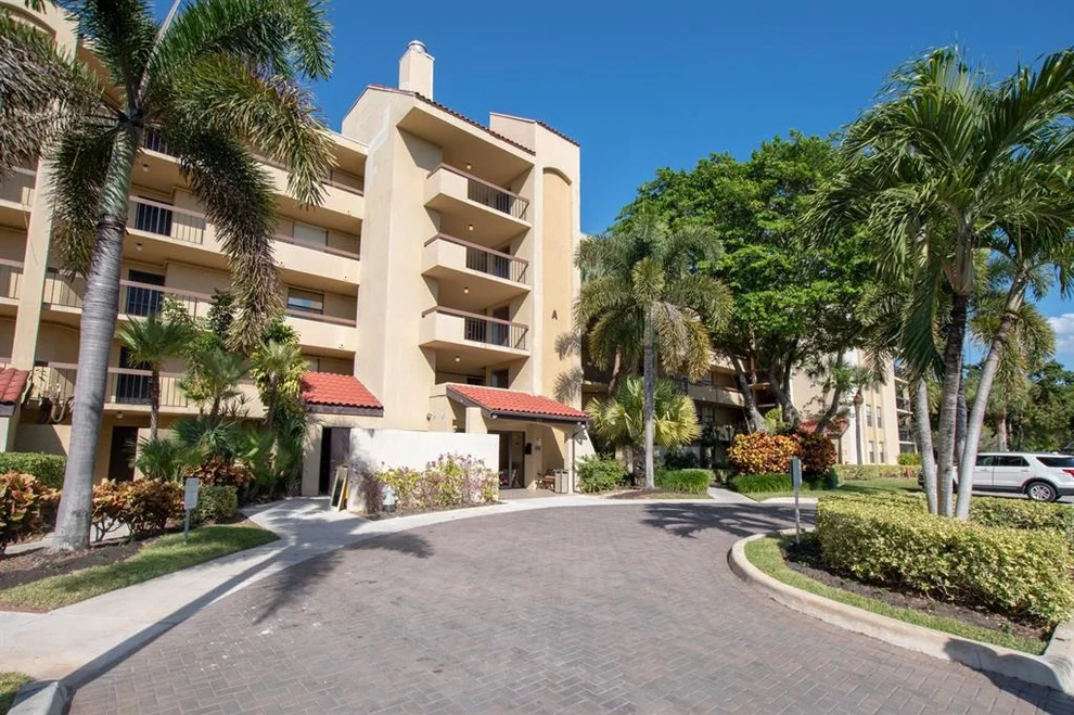 Unit for sale at 825 Egret Circle, Delray Beach, FL 33444
